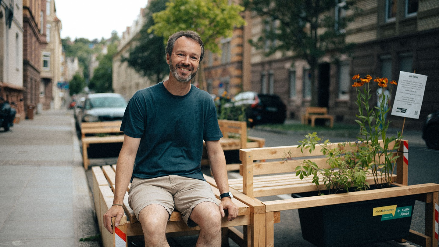 Stephan Stabrey, Initiator von car2tree, am car2tree-Standort Seyfferstraße in Stuttgart